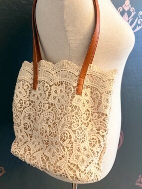 Lace Crochet Tote Handbag with Tan Straps